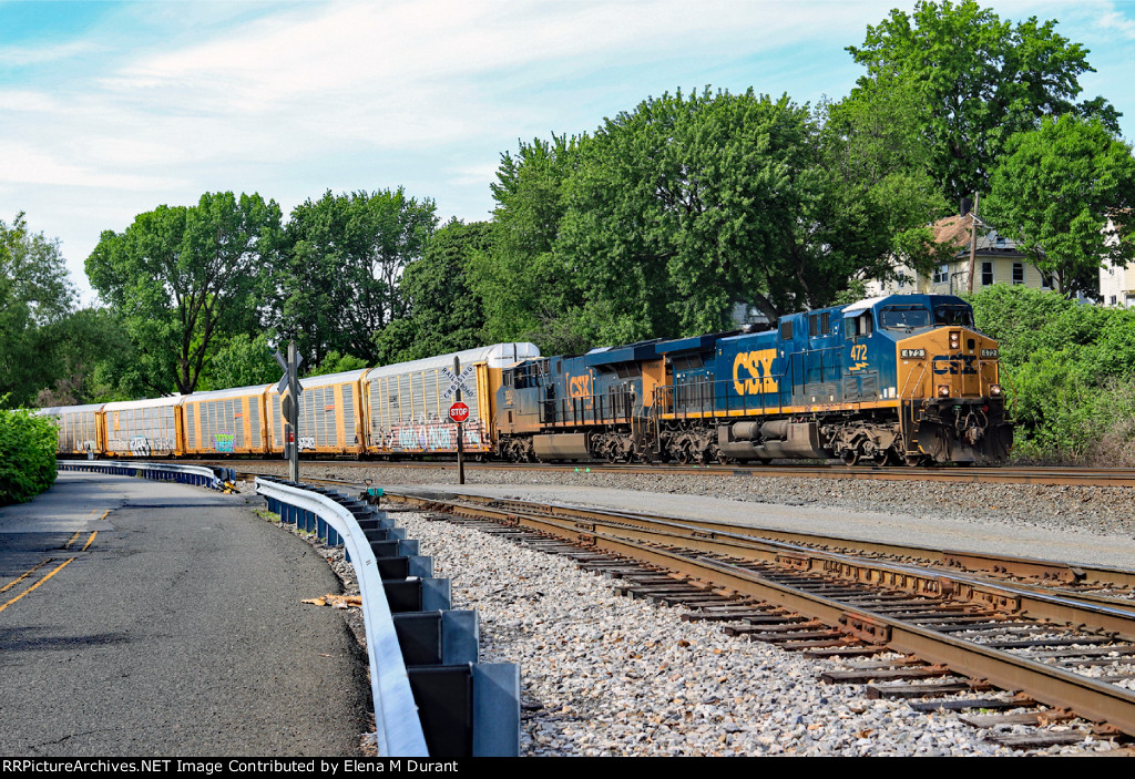 CSX 472 on I-168